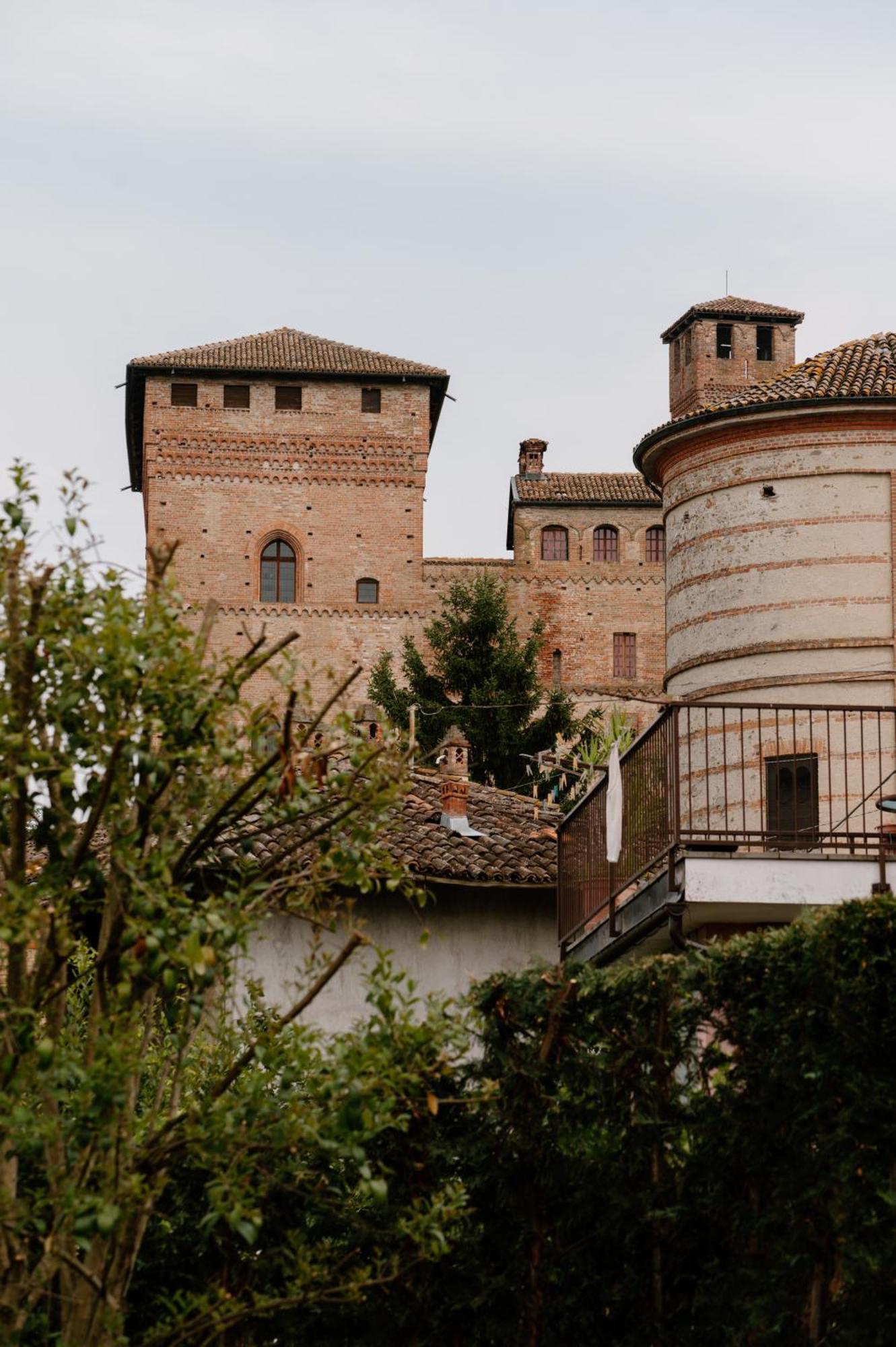 Hotel Casa Pavesi Grinzane Cavour Exterior foto